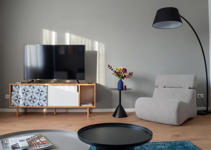 Central Apartment Parking Two Bedrooms Sky Terrace